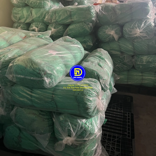 Lưới an toàn 4x50 - 220g/m2 (Lưới hứng vật rơi)