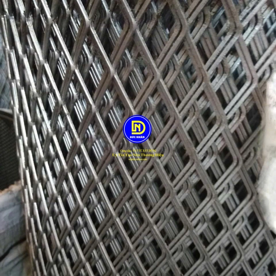 Lưới xây tô (Lưới bén)