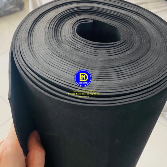 Mút xốp đen 3ly